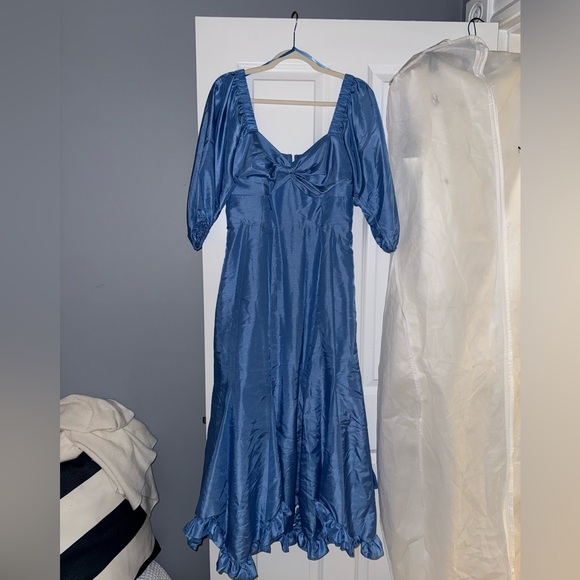 HUTCH PRINTED TWIST-FRONT PUFF-SLEEVE RUFFLE-HEM DRESS
Anthropology - Picture 2 of 8